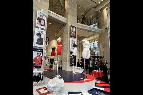 Superdry galeries lafayette 2025